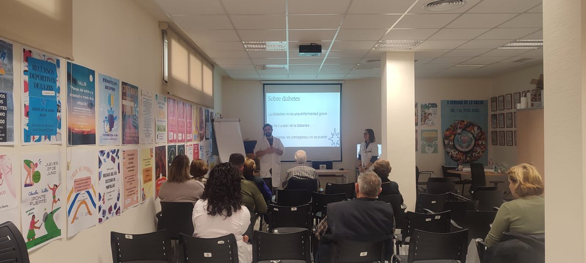 cs_oeste's tweet photo. Hemos realizado la charla “¿Sabías que… Diabetes?”, y solo podemos decir… ¡GRACIAS! 🙌
🧡 Ha sido un taller con una gran acogida por parte de pacientes y familiares, en el que hemos querido acercar la diabetes de una forma clara, sencilla y participativa 💙 https://t.co/ydUVgICaP6