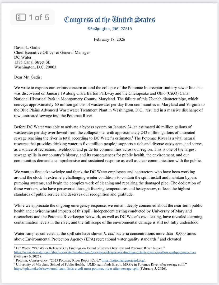 SegravesNBC4's tweet photo. Members of Congress from MD &amp; VA demanding @dcwater do a better job of communicating with public regarding sewage spill as well as conduct water quality testing of Potomac River through the summer @ChrisVanHollen tells @nbcwashington “We want answers” https://t.co/KlyYcoB0Ew