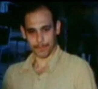 Her 19 Şubat'ta kentin yoksul mahallelerinin duvarlarında bir yazı görünür. Bu kısacık cümle bir direniş destanını hatırlatır: Ulaş Bardakçı yaşıyor! #ulaşbardakçı