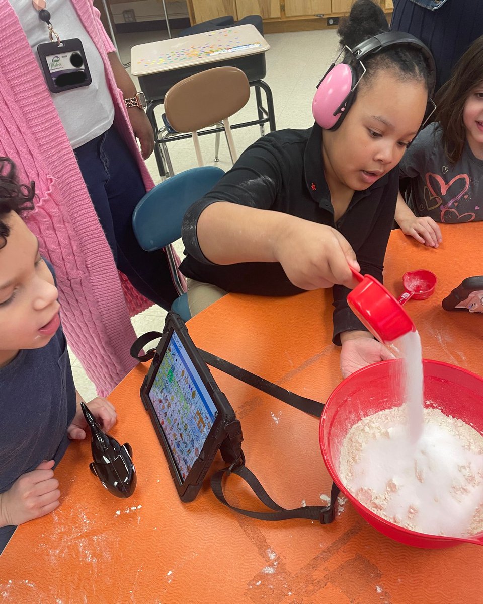 Colonial Intermediate Unit 20 tweet media