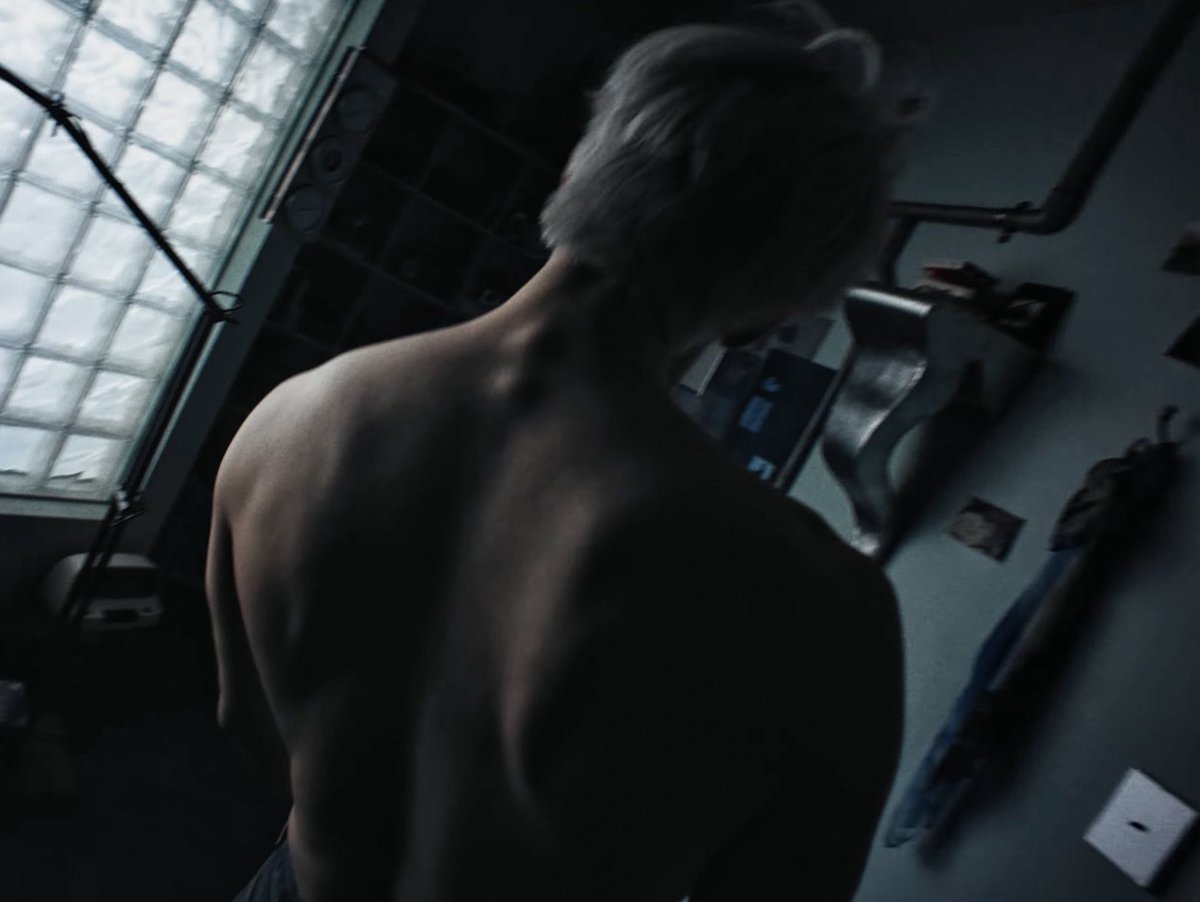 จากไหล่ซ้ายไปไหล่ขวากี่กิโลเมตร