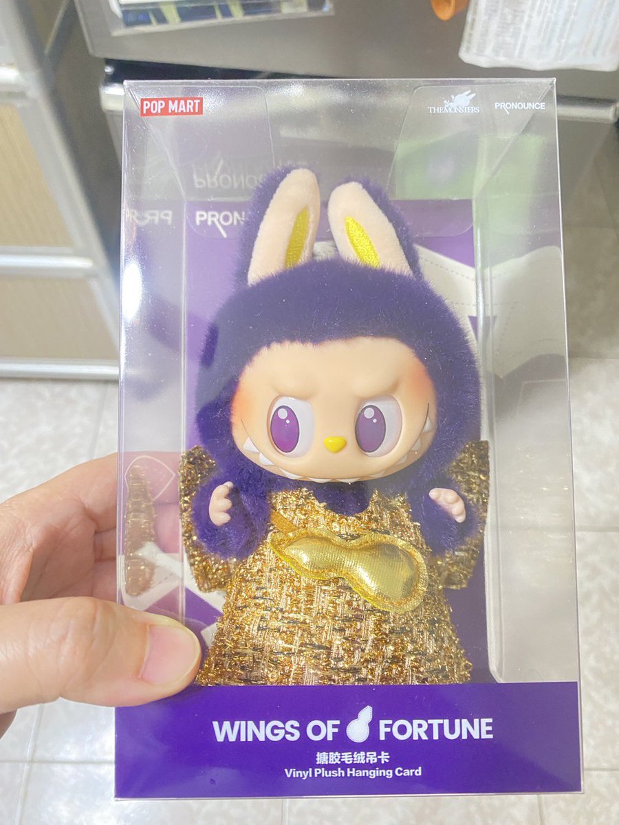 Vince_Ch_'s tweet image. 回家過年意外收到這隻🤣