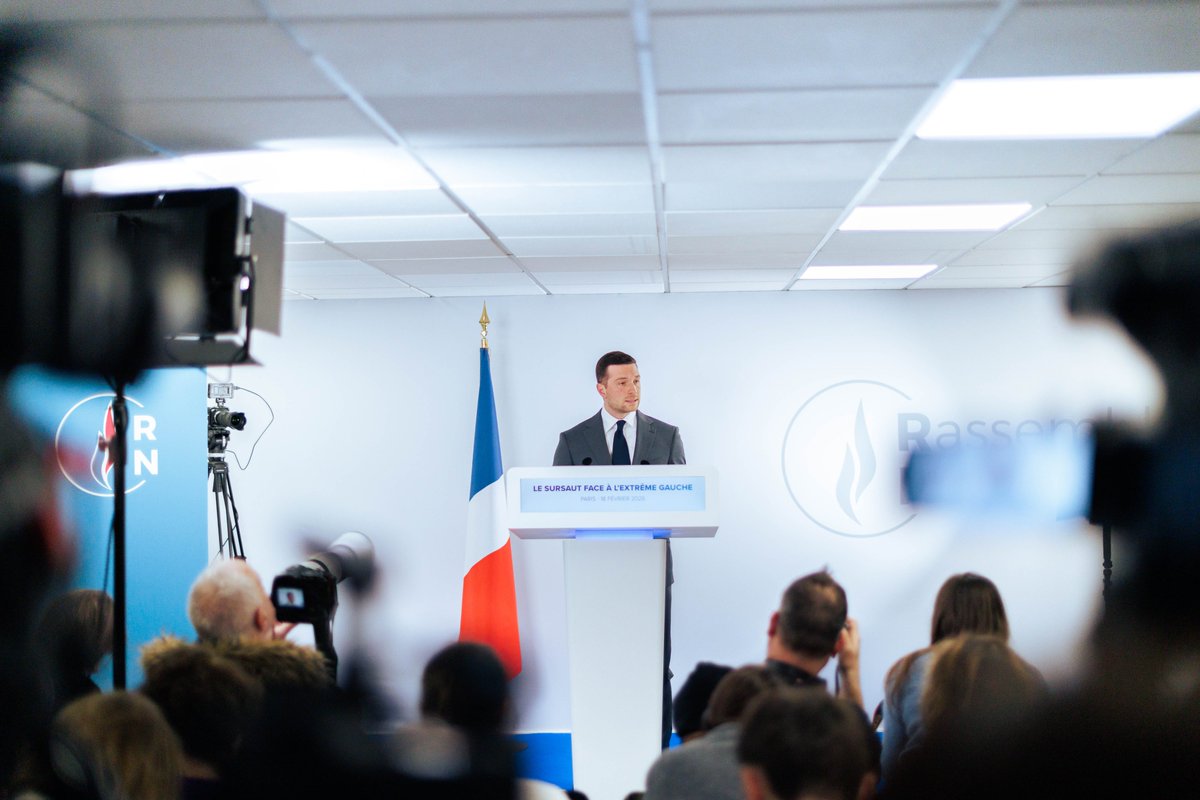 La dissolution de la Jeune Garde doit être enfin effective, et le groupuscule « Génération antifasciste » doit être considéré comme une reconstitution de ligue dissoute, avec toutes les conséquences judiciaires que cela implique. 

Lorsqu’une organisation utilise la terreur pour