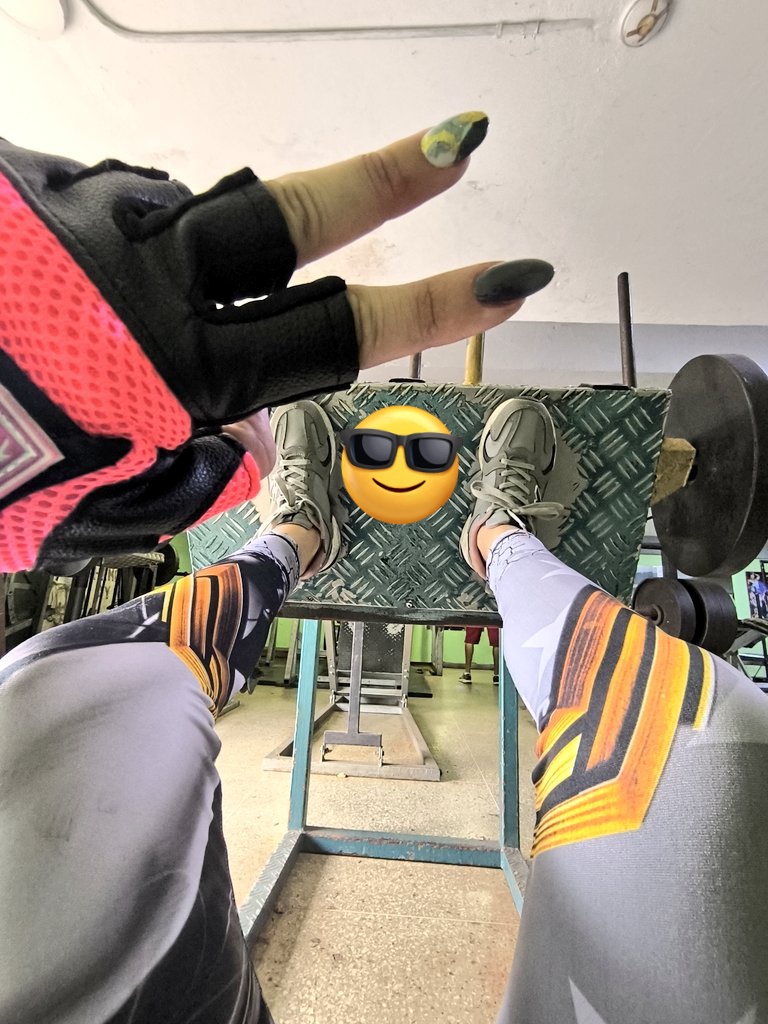 PrincepsDei's tweet photo. Viendo si el gym, acaba con la gripeee🤠💣😰 https://t.co/DC2kVDkb3k