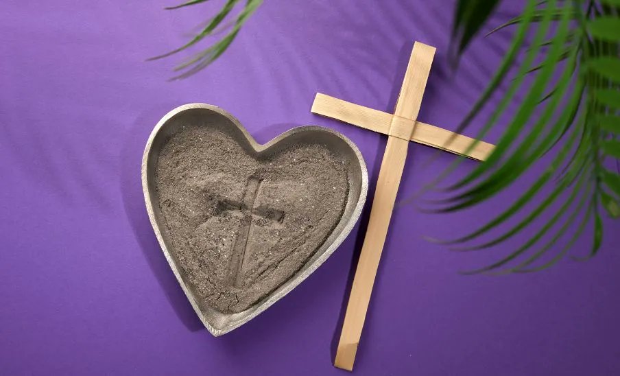 HSalesianas's tweet photo. MIÉRCOLES DE CENIZA |

Al iniciar hoy nuestro camino de Cuaresma, pidamos al Señor que nos conceda el don de la verdadera conversión del corazón, para que podamos responder mejor a su amor por nosotros y compartir ese amor con quienes nos rodean.
( Papa León XIV ) https://t.co/ClOjFZ1uDI