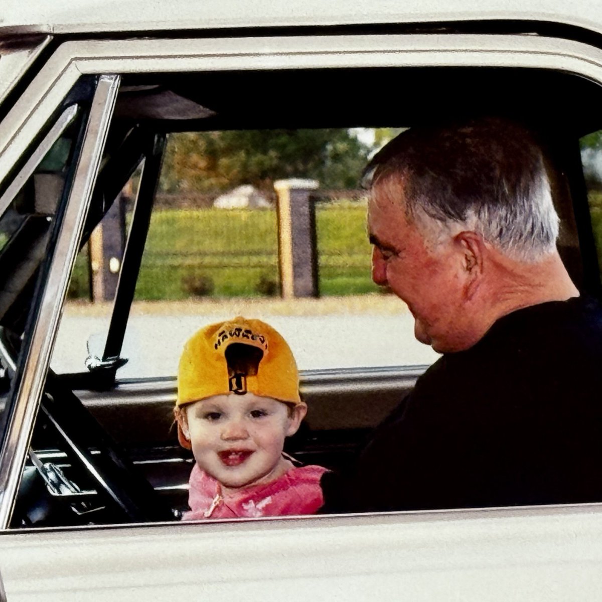 Karl Auto tweet media