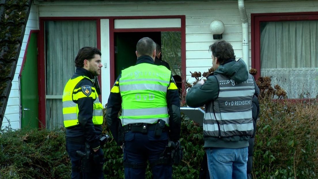 L1_Nieuws's tweet photo. Doden Posterholt woonden al jaren illegaal op het park
https://t.co/O2IknKPQ4m https://t.co/cE7xTIwrlR