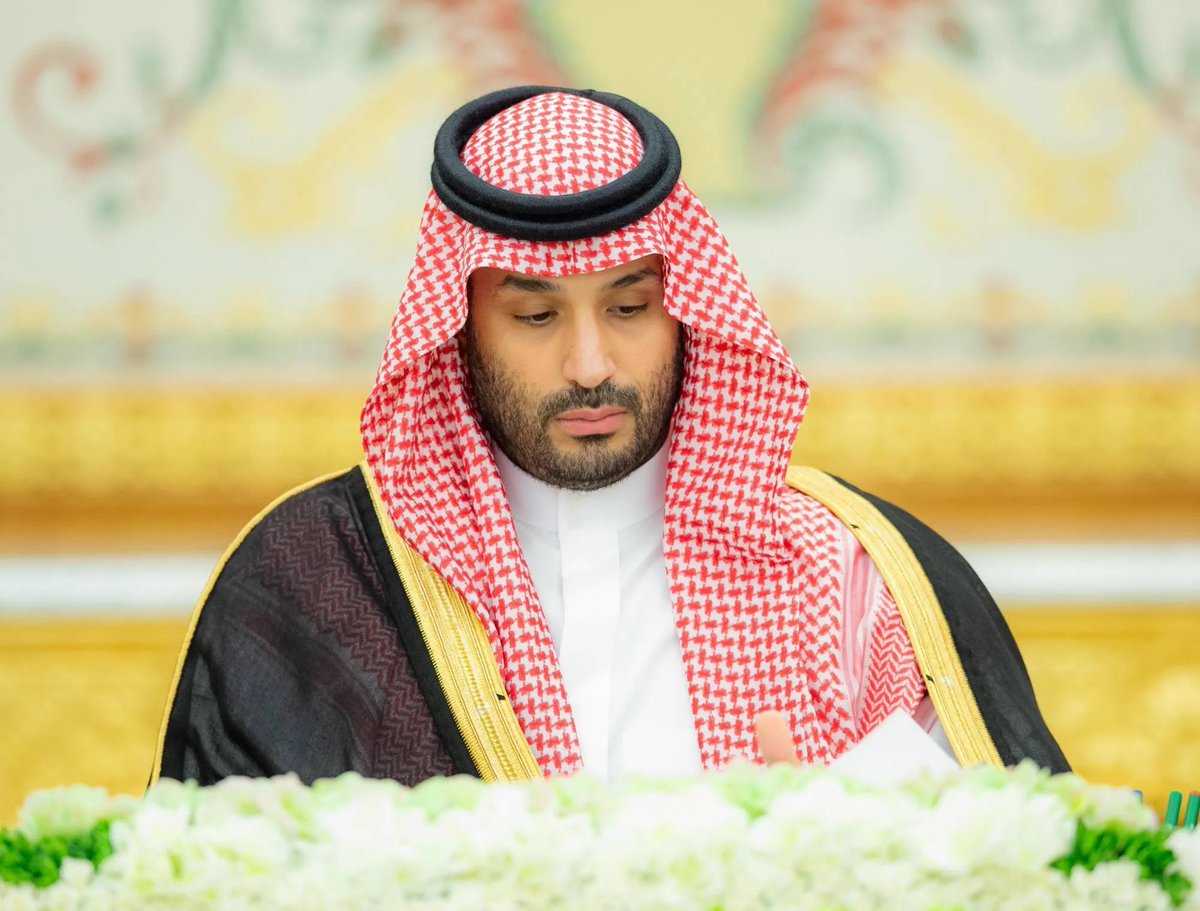 لا تنسون الامير محمد بن سلمان من دعواتكم في رمضان 

اللهم وفّقه وسدّد خطاه،
واحفظه بحفظك، وأدم على بلادنا الأمن والأمان 💚