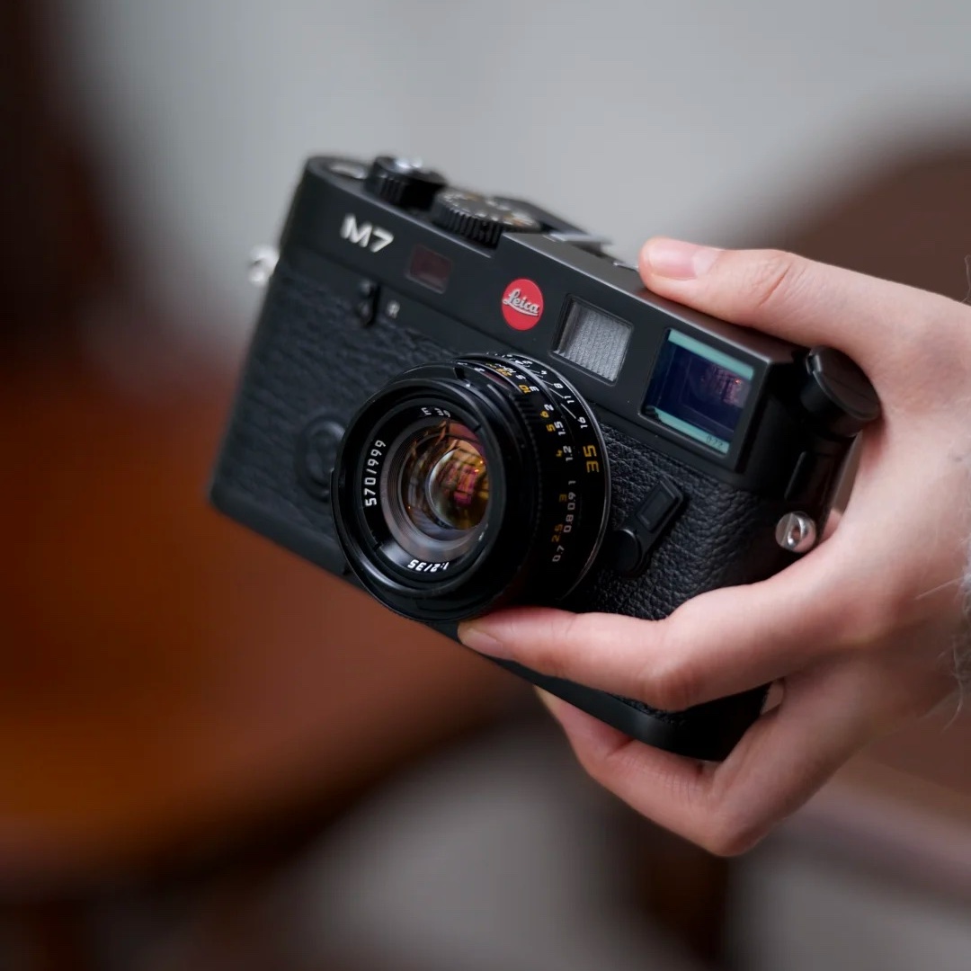 The chrome-plated brass Mandler 35mm f/2 “Seven Elements” lens for