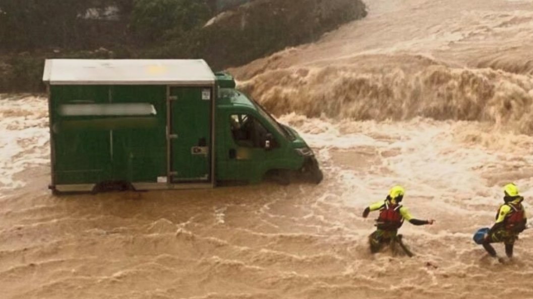 A todos los que le vais a comer el ojete a Juan Roig solo os quiero recordar una imagen...