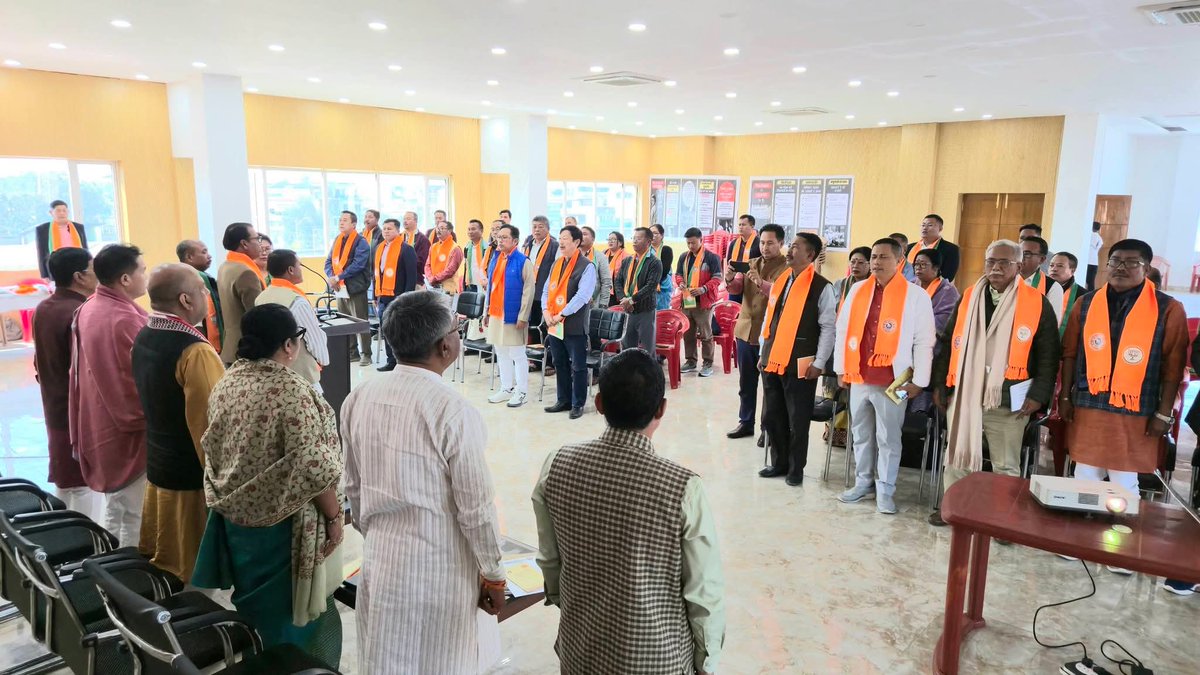 Dinganglung Gangmei tweet media