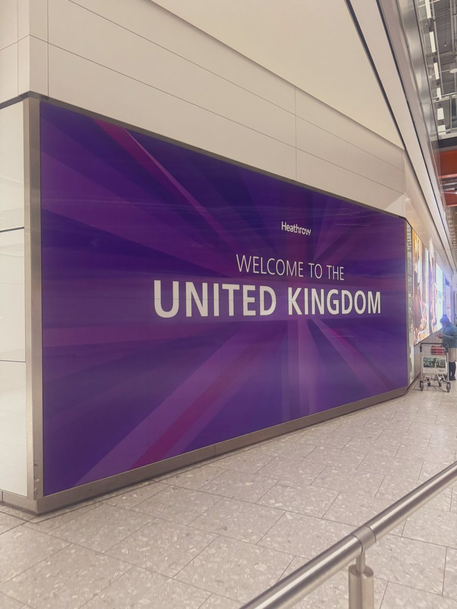 Salmahpopcorn's tweet image. Alhamdulillah for this new chapter ☺️✨