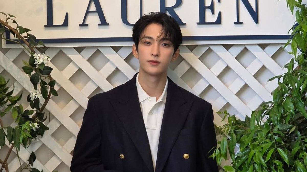Hirabno's tweet photo. Happy birthday, Dokyeom. https://t.co/LiuOycolT5