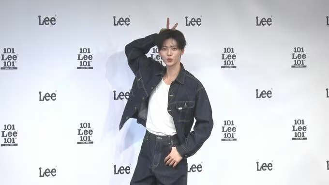 NCT JAEMIN 大切なのは「自分らしさ」 デニムセットアップでバッチリ