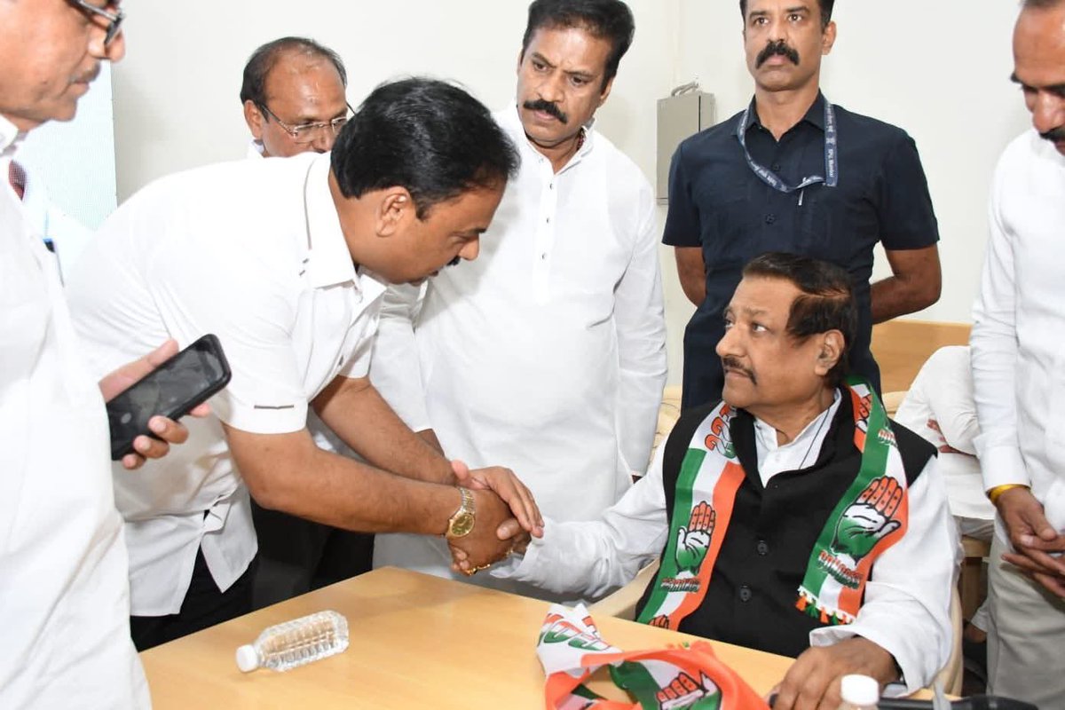 Prithviraj Chavan tweet media