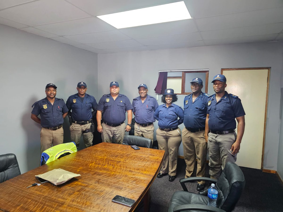 OfficialBCMM's tweet photo. The Department of Public Safety and Protection Services proudly honours our Law Enforcement Services Officers as they step into a new chapter of service — advancing from Constable to Sergeant.

Through hard work, discipline, and unwavering dedication, they have earned this moment https://t.co/83qxY7Eg3n