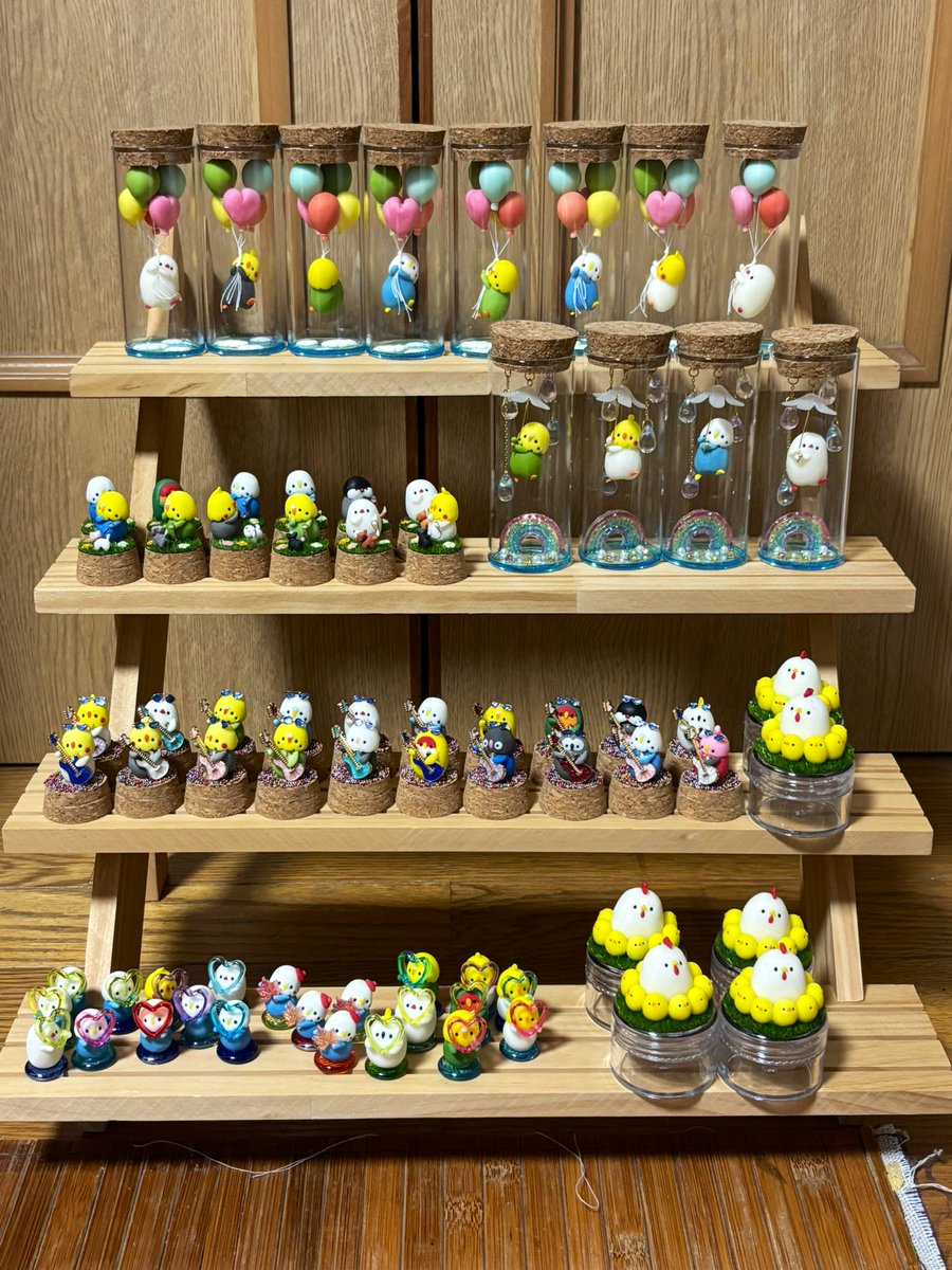 atorie2kai's tweet photo. 京都まであともう少しですね！
浅草が終わってから、これだけたくさんの子達を作りましたよ😊ぜひいらしてくださいね🐥✨
#鳥フェス京都 #ハンドメイド https://t.co/f5WUcZJFof