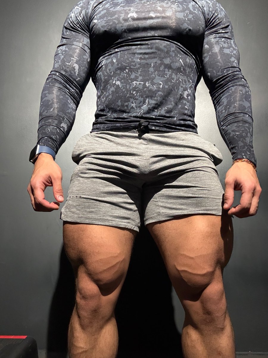 Legs 

Instagram: _servio