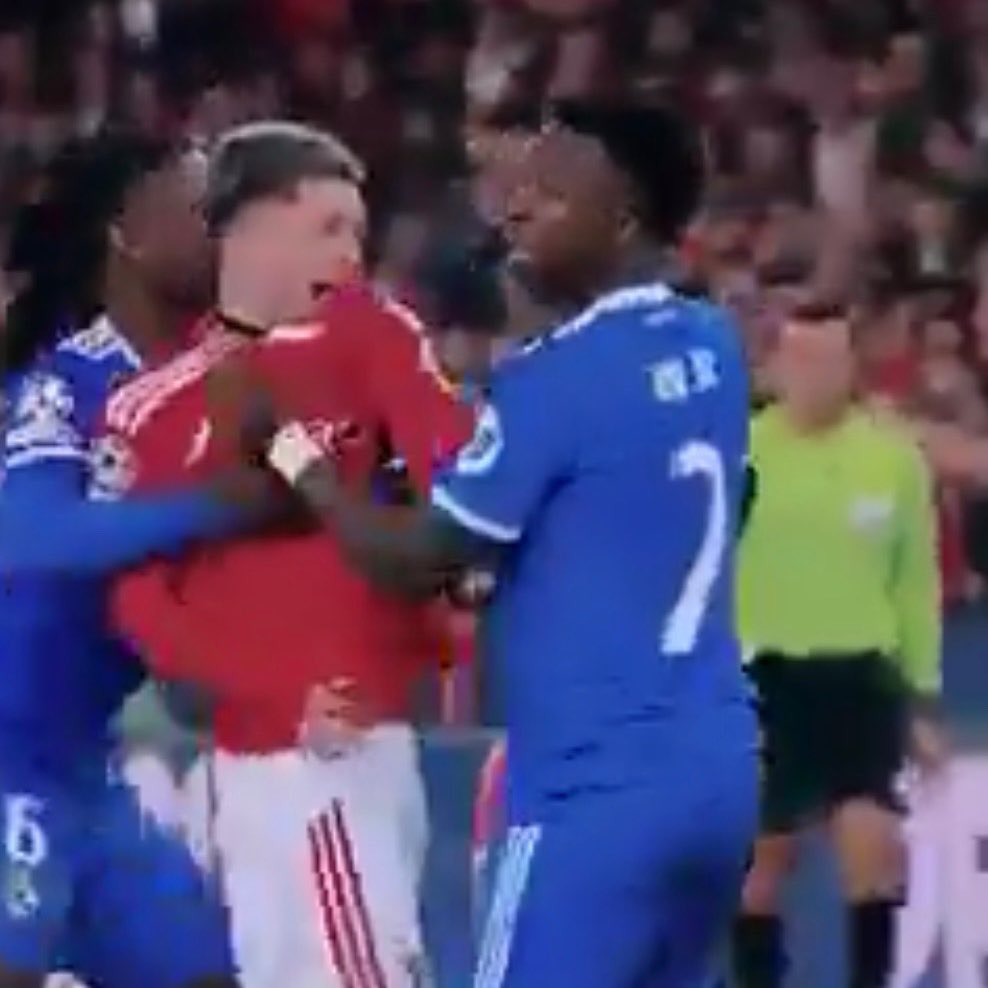 Culer Strauss tweet media