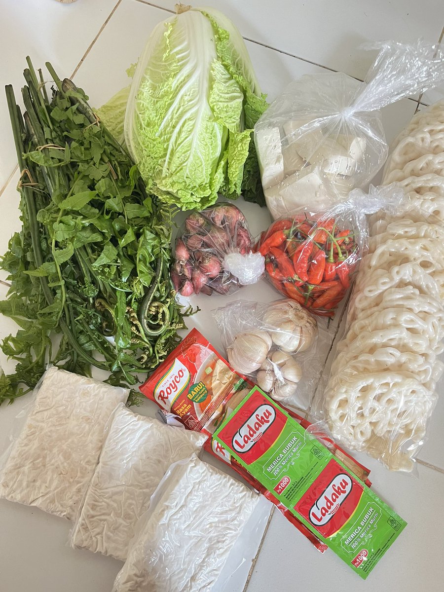 50rbu in this economy, ayamnya terbang telurnya glinding