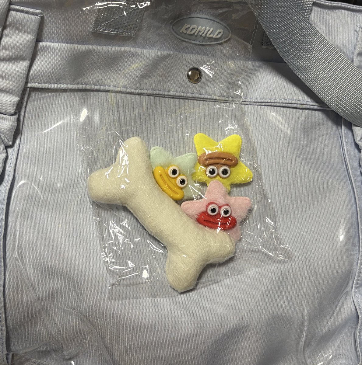 ねぇwwwこれ買ってさ、パンダストラップ付とは書いてたんやけど、一緒