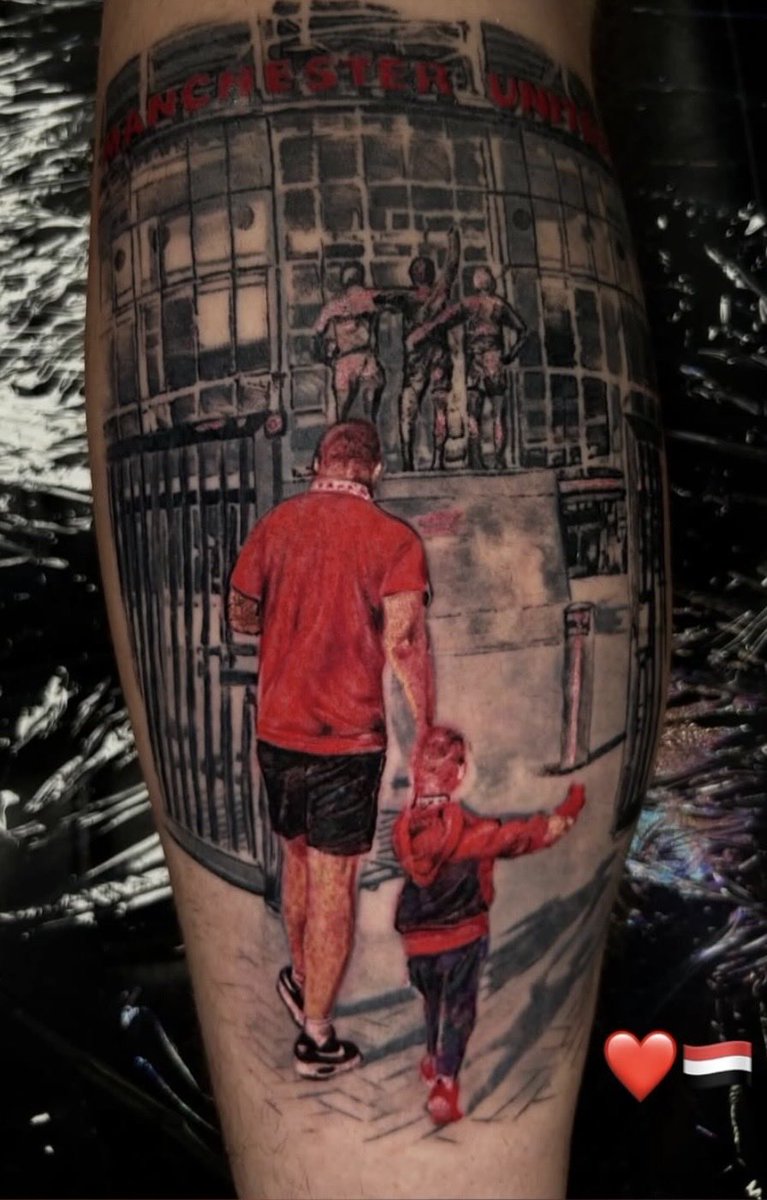The picture v the tattoo

🇾🇪
#MUFC