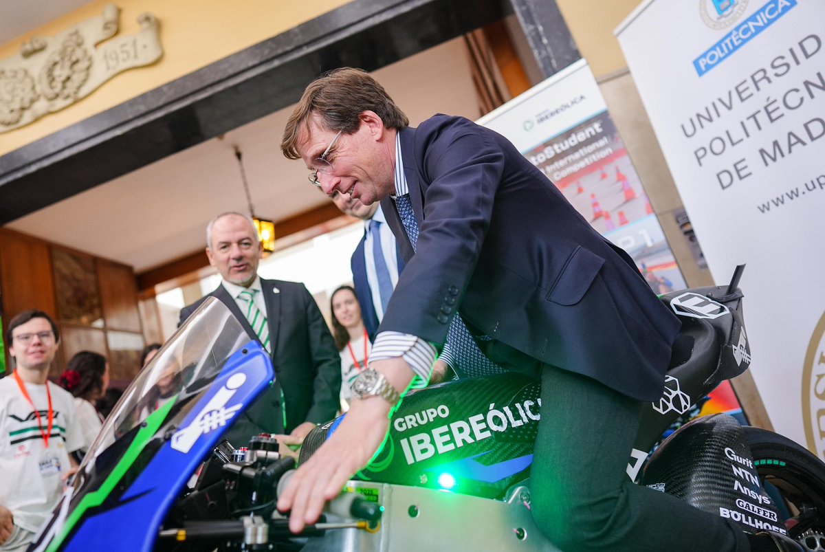 José Luis Martínez-Almeida tweet media