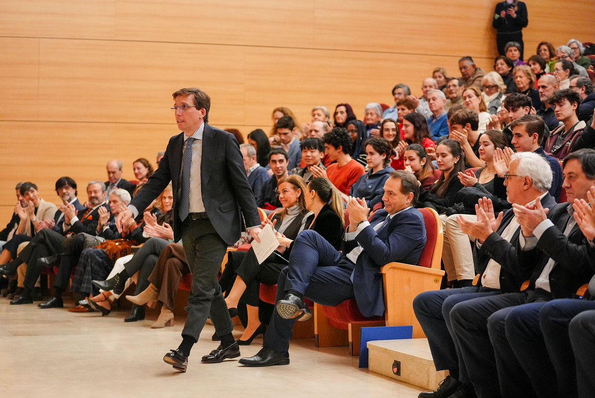 José Luis Martínez-Almeida tweet media