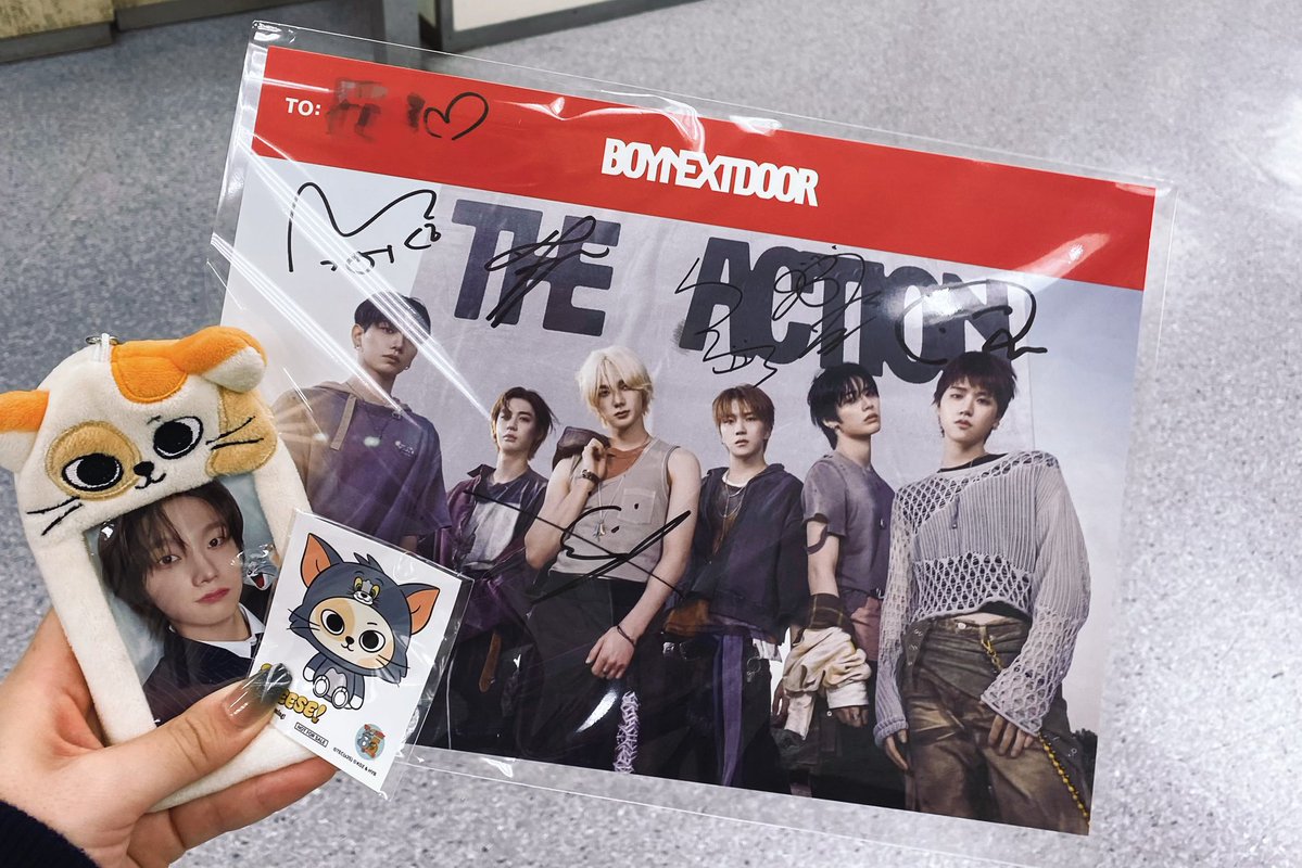 しーだ tweet media