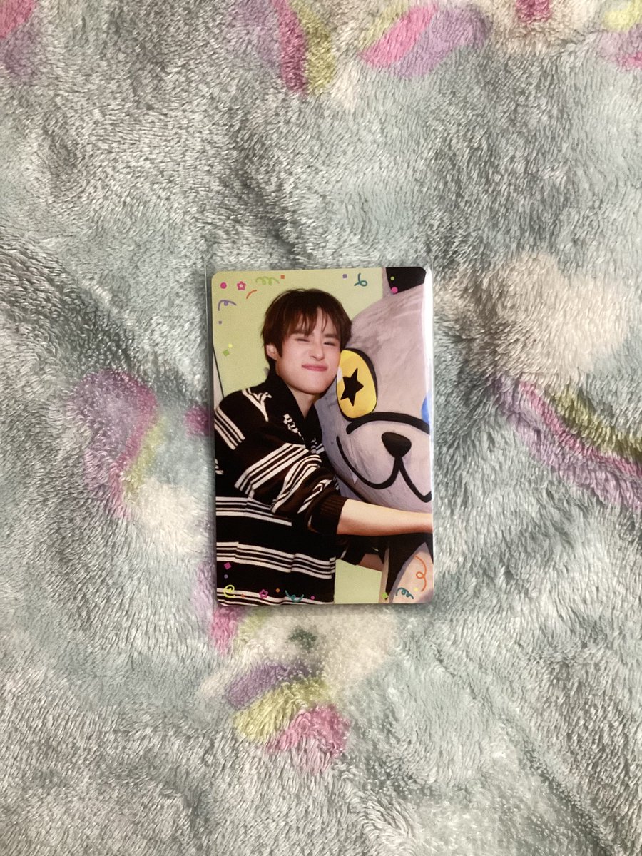 แjก การ์ดนัท เนื่องจากได้มาซ้ำ มารับไปเลี้ยงต่อจากนี่หน่อยน้าา 
สุ่มวันพรุ่งนี้ เวลา20.41น.ค้าบ