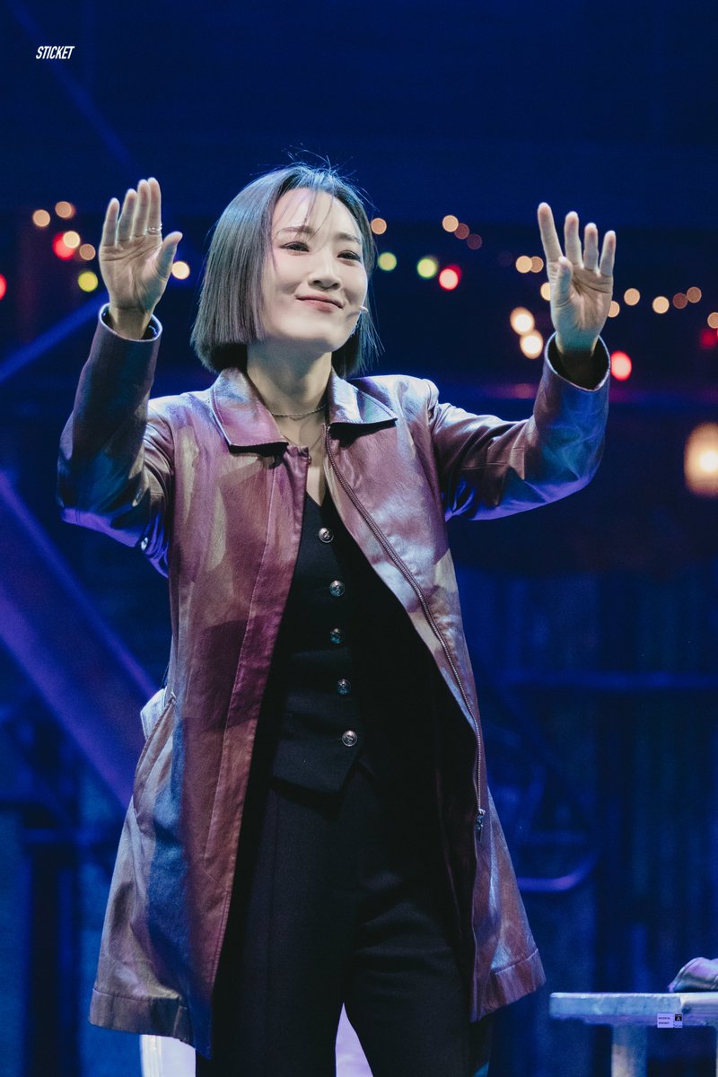 𝑺𝑻𝑰𝑪𝑲𝑬𝑻 tweet media