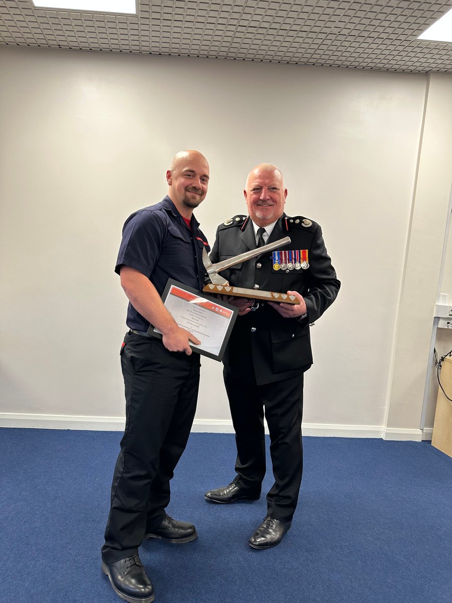 Avon Fire & Rescue Service have welcomed 15 on-call firefighters ...