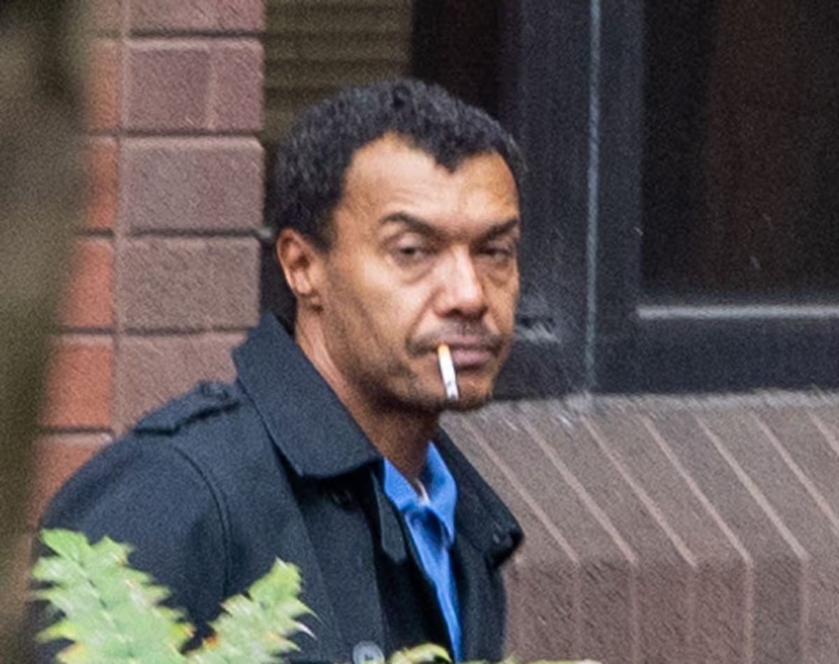 TRobinsonNewEra's tweet image. Beast attacked a mum with her weeping children in Birmingham city centre while exposing himself and saying: 'Hi girls, I want to rape with a white girl'!.

Quinton Brown had already approached a group of young females and made a similar comment before the incident. 

He later