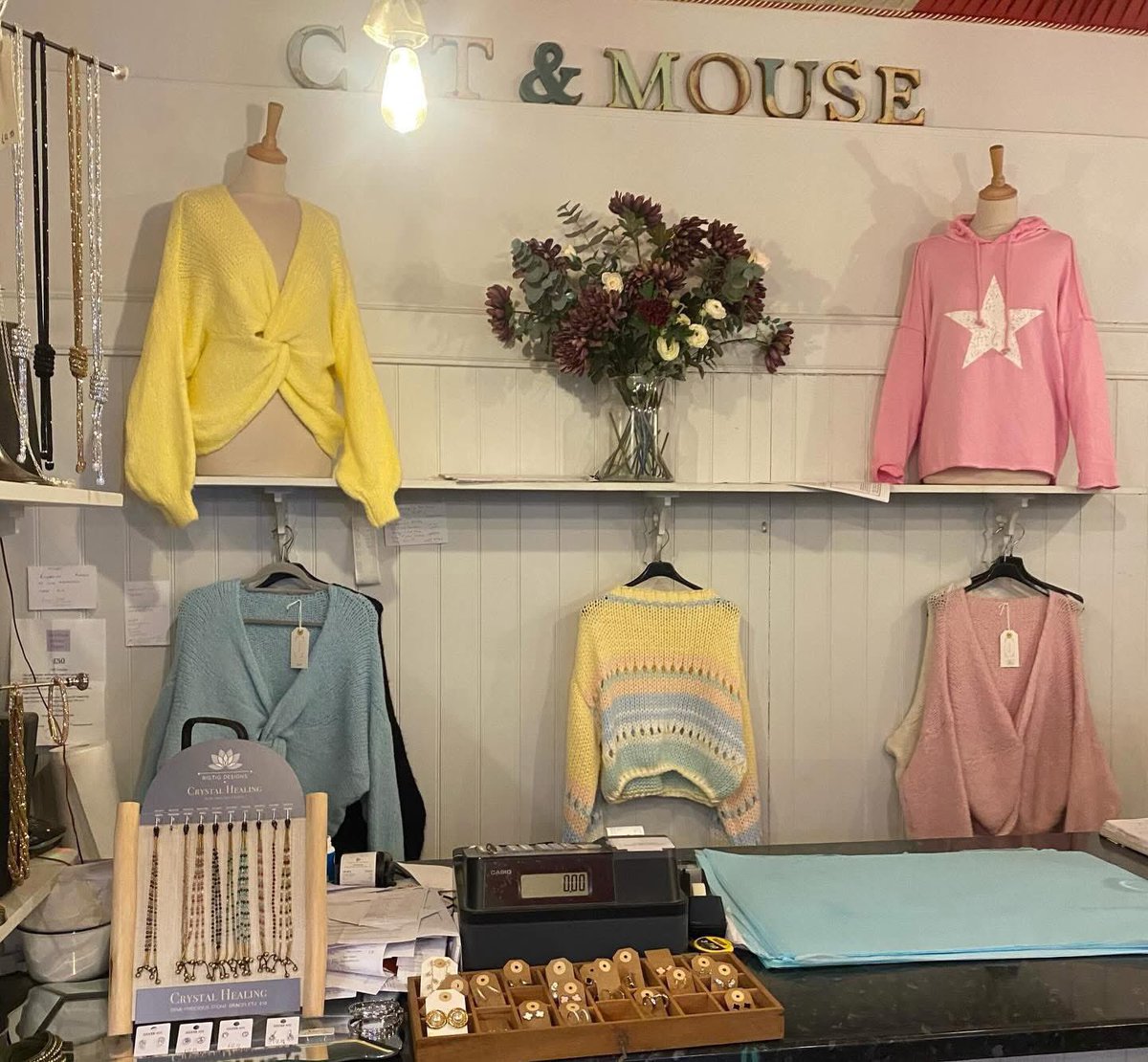 Cat & Mouse tweet media