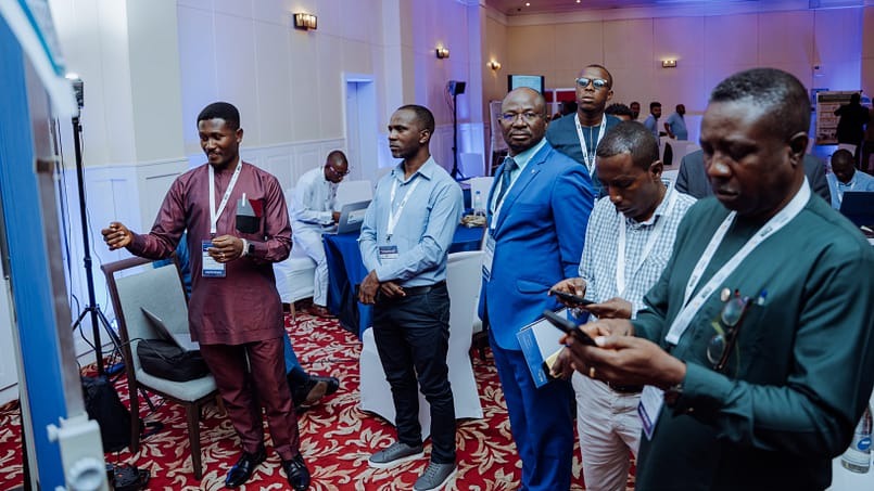 IWMI_'s tweet photo. Through #DIWASA, IWMI, with support from the @HelmsleyTrust, is helping young researchers turn satellite data into actionable water intelligence.
Our latest blog shows how digital tools are strengthening water decisions across Africa
Read more 👉 https://t.co/00Biz72A2Y https://t.co/CPhaKmLWWb