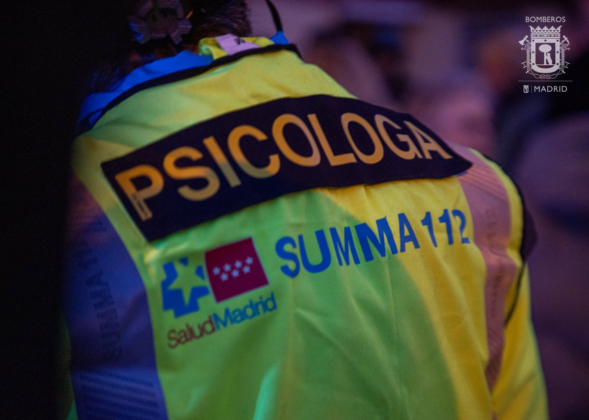 En el #DíadelaPsicología reconocemos la labor de quienes cuidan la salud mental, también en el ámbito de las #Emergencias. La preparación emocional y el apoyo psicológico son parte esencial de nuestro trabajo y de la atención a la ciudadanía.
#TrabajoEnEquipo
