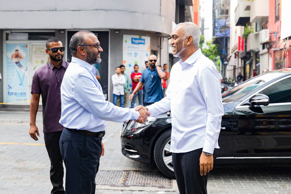 MVIaffairs's tweet photo. ރައީސުލްޖުމުހޫރިއްޔާ ޑރ. މުޙައްމަދު މުޢިއްޒު، މަސްޖިދުލް ޔޫސުފުލް ބަރުބަރީ ހުޅުވައިދެއްވުން https://t.co/cYv9WQBjVW