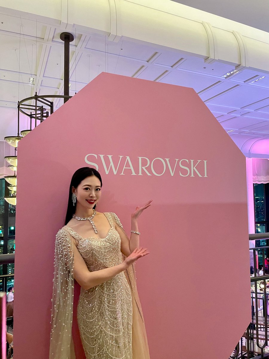 午年に‼️あのスワロフスキー❣️ アラビアンスタリオン ‼️ヴィンテージ❣️超貴重‼️ 六左衛門に世界に1台だけのSWAROVSKI LAMBORGHINIアヴェンタドールが