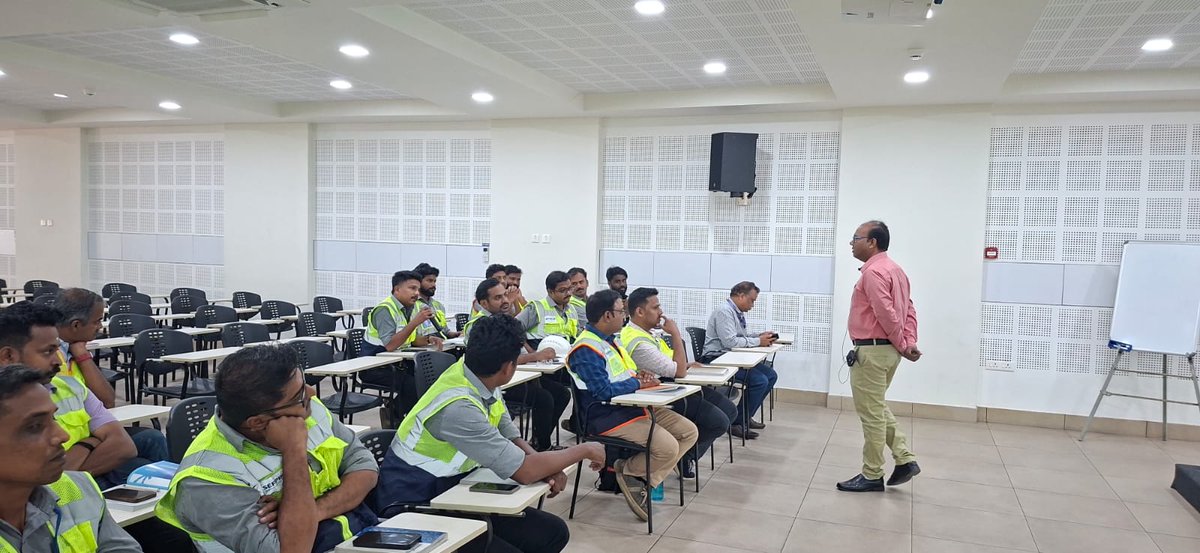 DGFASLI1's tweet photo. Gemini said
RLI Chennai conducted In-Plant Training at Saint Gobain (SEFPRO), Palakkad on 17.02.26. 42 managers attended the session on "Workplace Hygiene & OSHWC Code 2020" to enhance compliance. #RLIChennai #DGFASLI #IndustrialHygiene https://t.co/LsNBhNHRwn