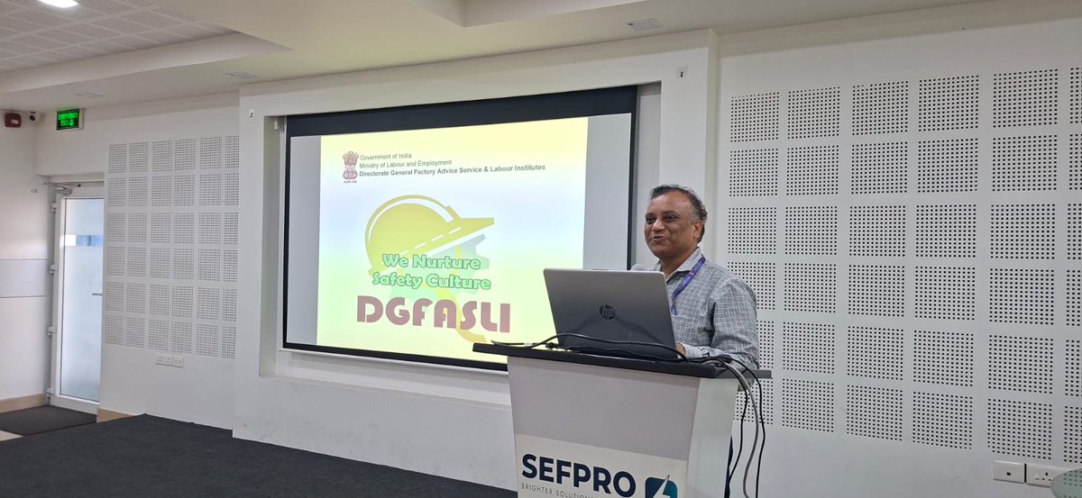 DGFASLI1's tweet photo. Gemini said
RLI Chennai conducted In-Plant Training at Saint Gobain (SEFPRO), Palakkad on 17.02.26. 42 managers attended the session on "Workplace Hygiene & OSHWC Code 2020" to enhance compliance. #RLIChennai #DGFASLI #IndustrialHygiene https://t.co/LsNBhNHRwn