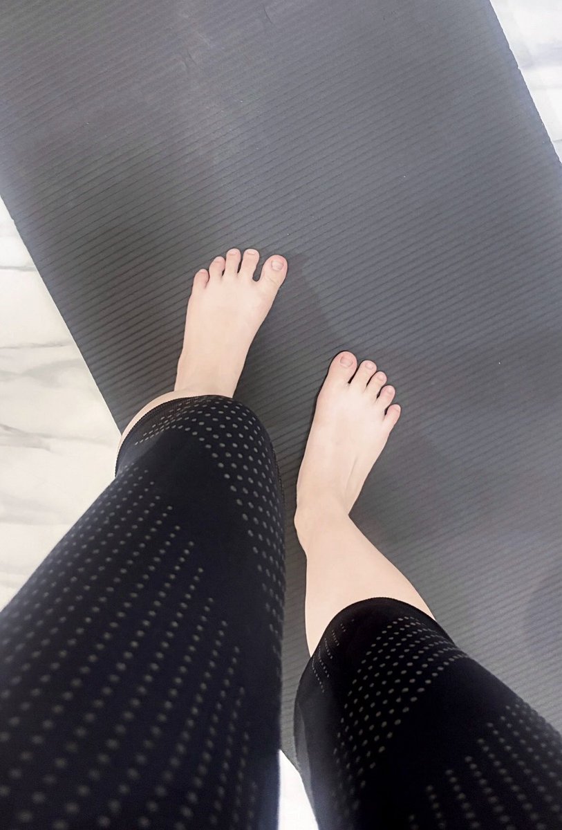 🧘🏻‍♀️🧘🏻‍♀️