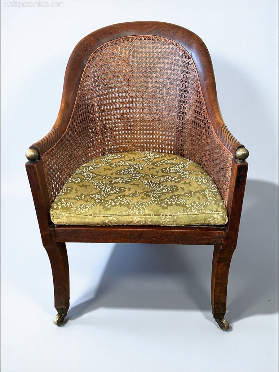 antiques_atlas's tweet image. Selling on Antiques Atlas we have
Spencer Robertson Antiques 
antiques-atlas.com/spencerroberts…
Items for sale include this
Faux Rosewood Regency Bergere / Library Arm Chair
#antiquechair #antiquechairs #antiquelibrarychair #bergerelibrarychair #antiquefurniture #antique #antiques