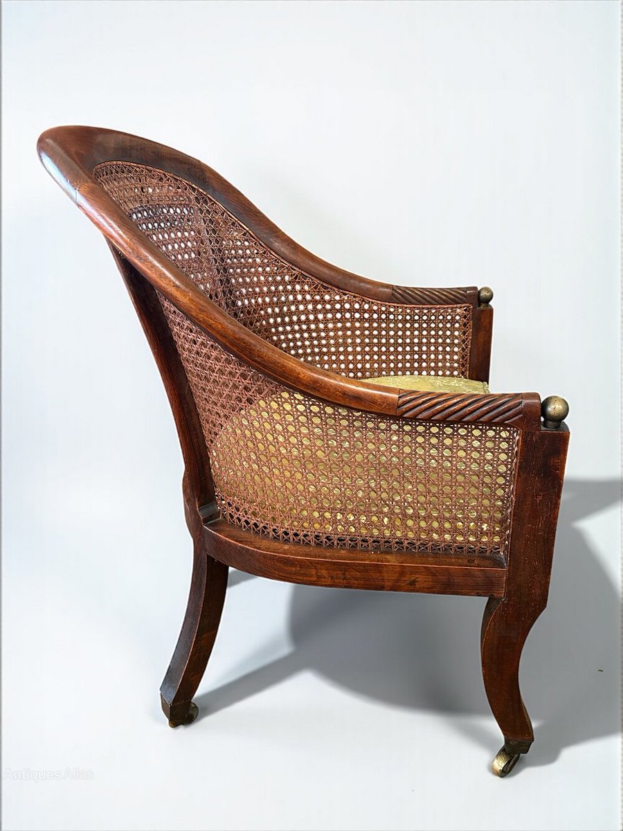 antiques_atlas's tweet image. Selling on Antiques Atlas we have
Spencer Robertson Antiques 
antiques-atlas.com/spencerroberts…
Items for sale include this
Faux Rosewood Regency Bergere / Library Arm Chair
#antiquechair #antiquechairs #antiquelibrarychair #bergerelibrarychair #antiquefurniture #antique #antiques