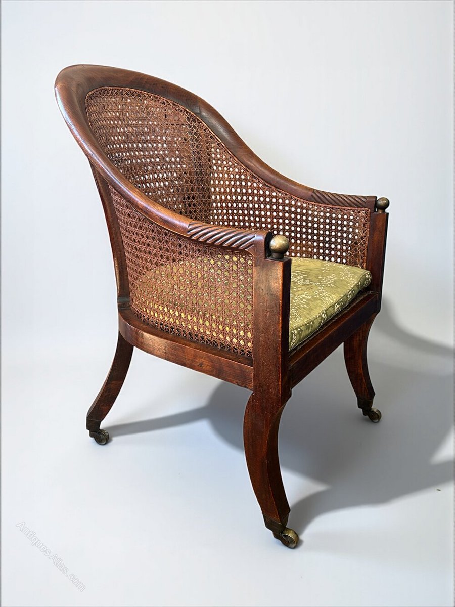 antiques_atlas's tweet image. Selling on Antiques Atlas we have
Spencer Robertson Antiques 
antiques-atlas.com/spencerroberts…
Items for sale include this
Faux Rosewood Regency Bergere / Library Arm Chair
#antiquechair #antiquechairs #antiquelibrarychair #bergerelibrarychair #antiquefurniture #antique #antiques