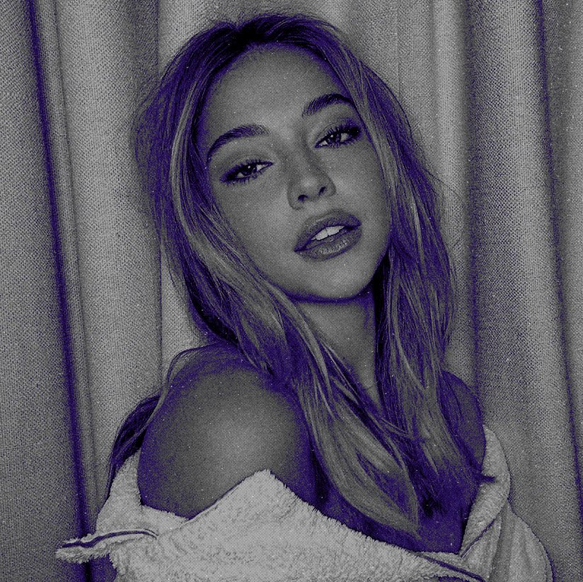 𝐒͟𝐀͟𝐑͟𝐀͟𝐇͟. tweet media