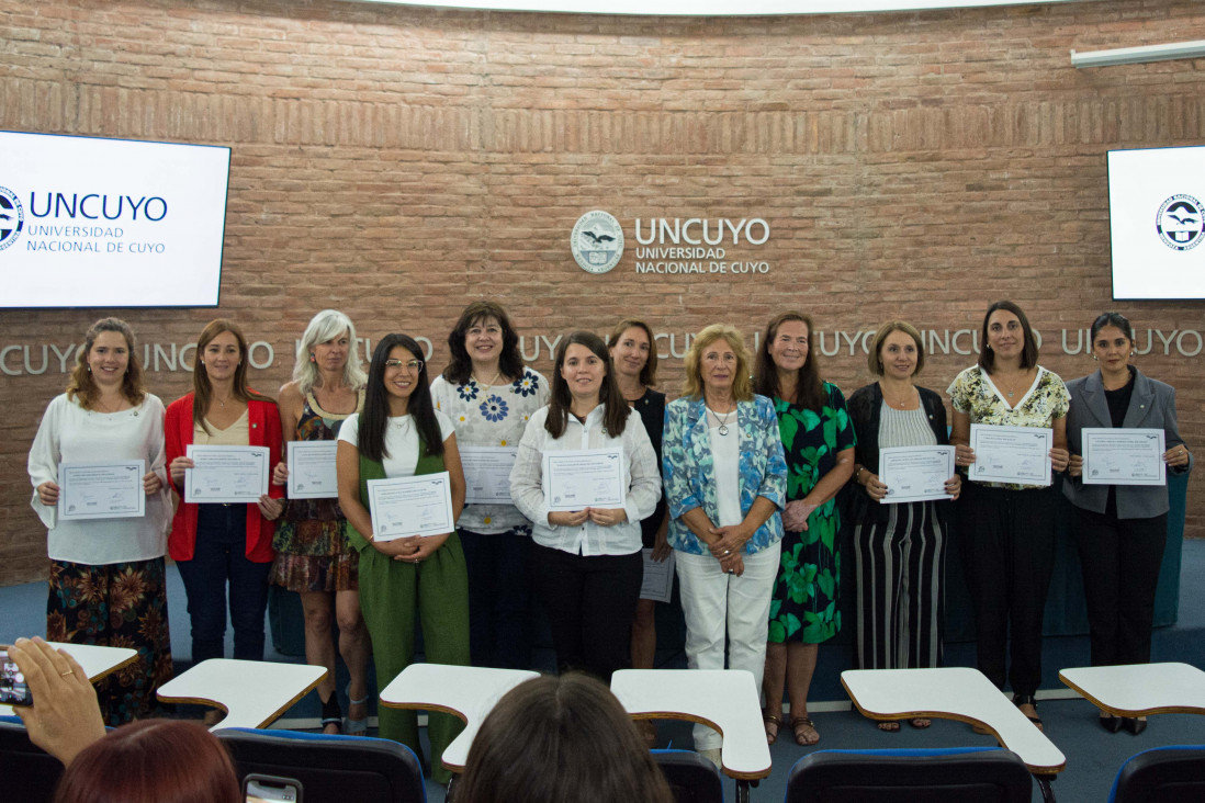 Con fondos europeos, la UNCUYO impulsa investigaciones STEM lideradas por mujeres acortar.link/C58aQ2