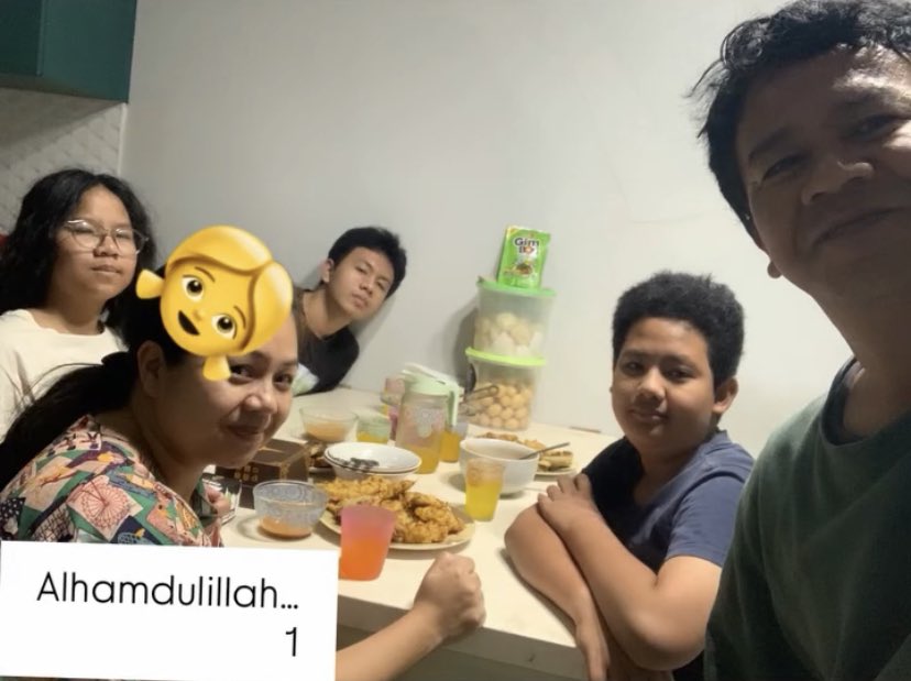 Selamat berbuka puasa hari 1.
#RamadanKareem