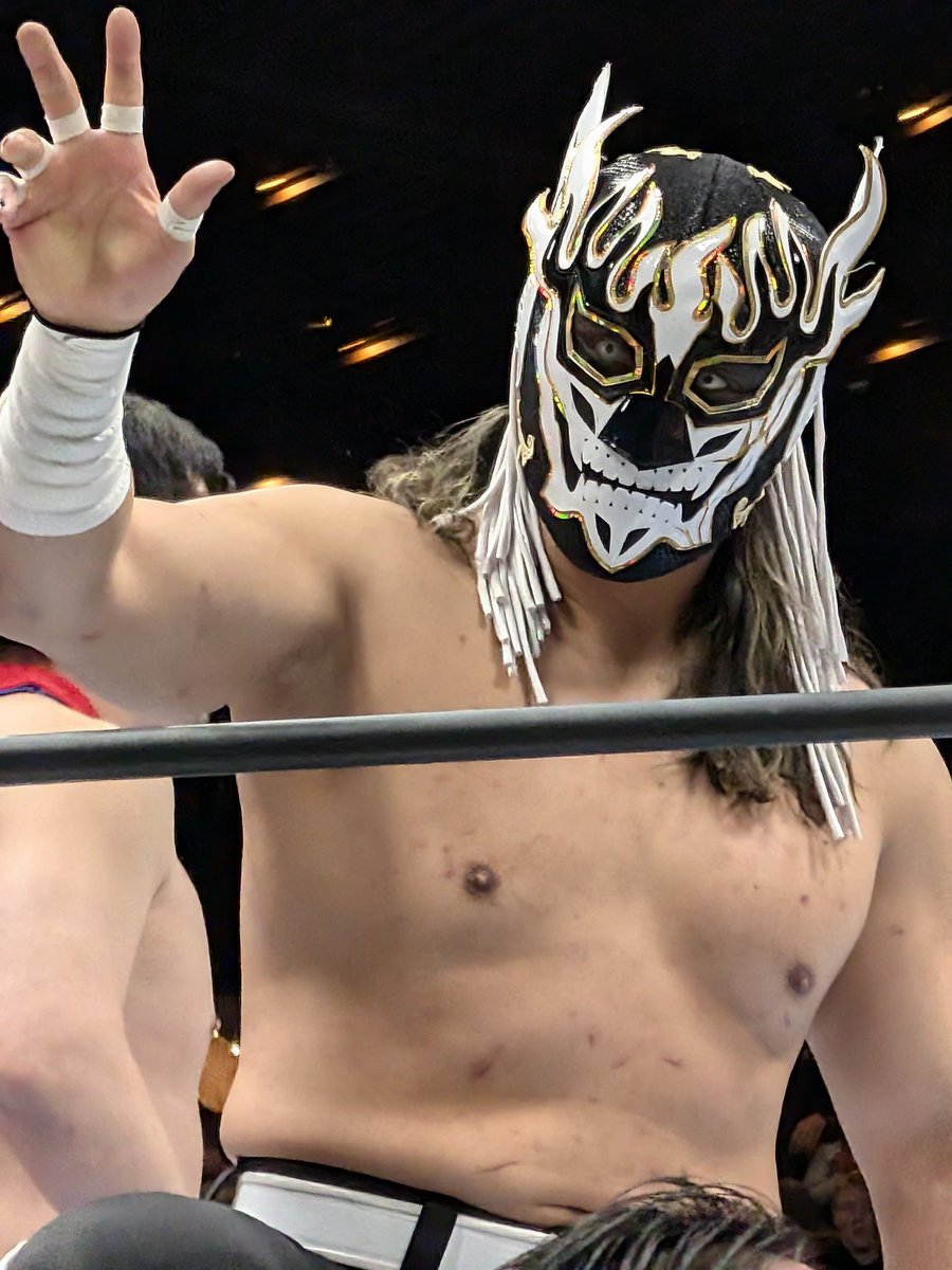 mami3snd's tweet photo. デスぺ様推しの皆様へ🎁

#njcmll #njpw #CMLL
#エル・デスペラード 選手 https://t.co/LnqOg33wWu