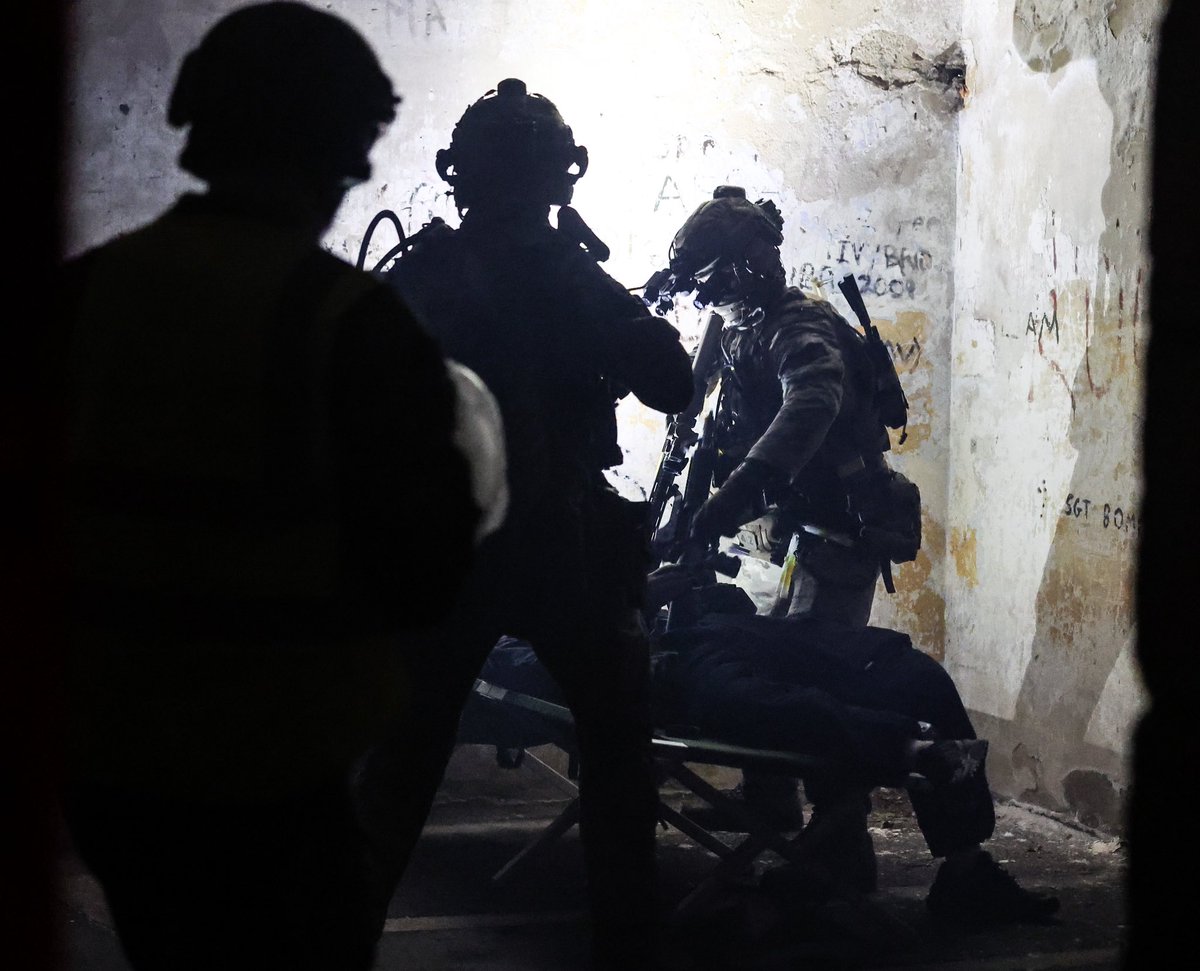 42 Commando Royal Marines tweet media