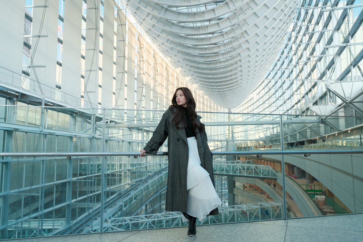 リク撮（丸の内）                             

model：園 さん <a href="/sn_mmphoto/">園</a> 

#園 #ポートレートが好きな人と繋がりたい #portrait #photography #ファインダー越しのわたしの世界 #momo撮影会 #ポートレート <a href="/momo_camera/">momo撮影会</a> #これソニーで撮りました